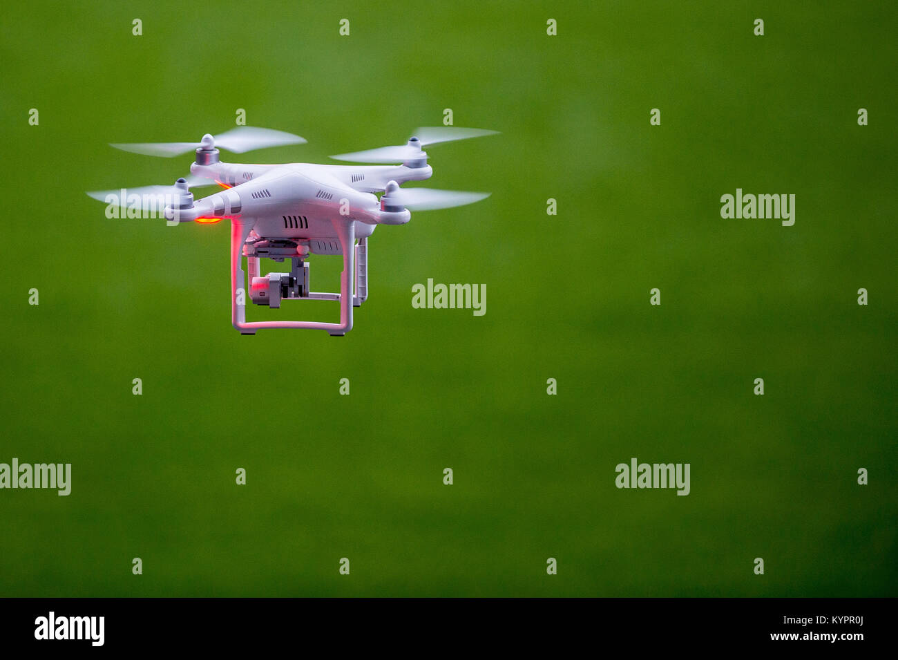 Venerdì 23 Dicembre 2014 DJI Drone al Liberty Stadium, Swansea, Wales, Regno Unito Foto Stock