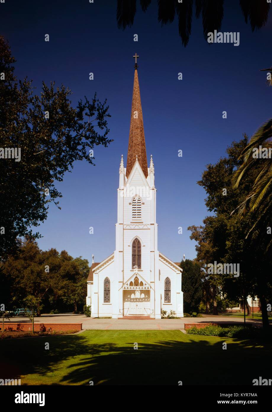 La Chiesa della Natività chiesa cattolica romana costruita nel 1887 a Menlo Park, California. Foto Stock