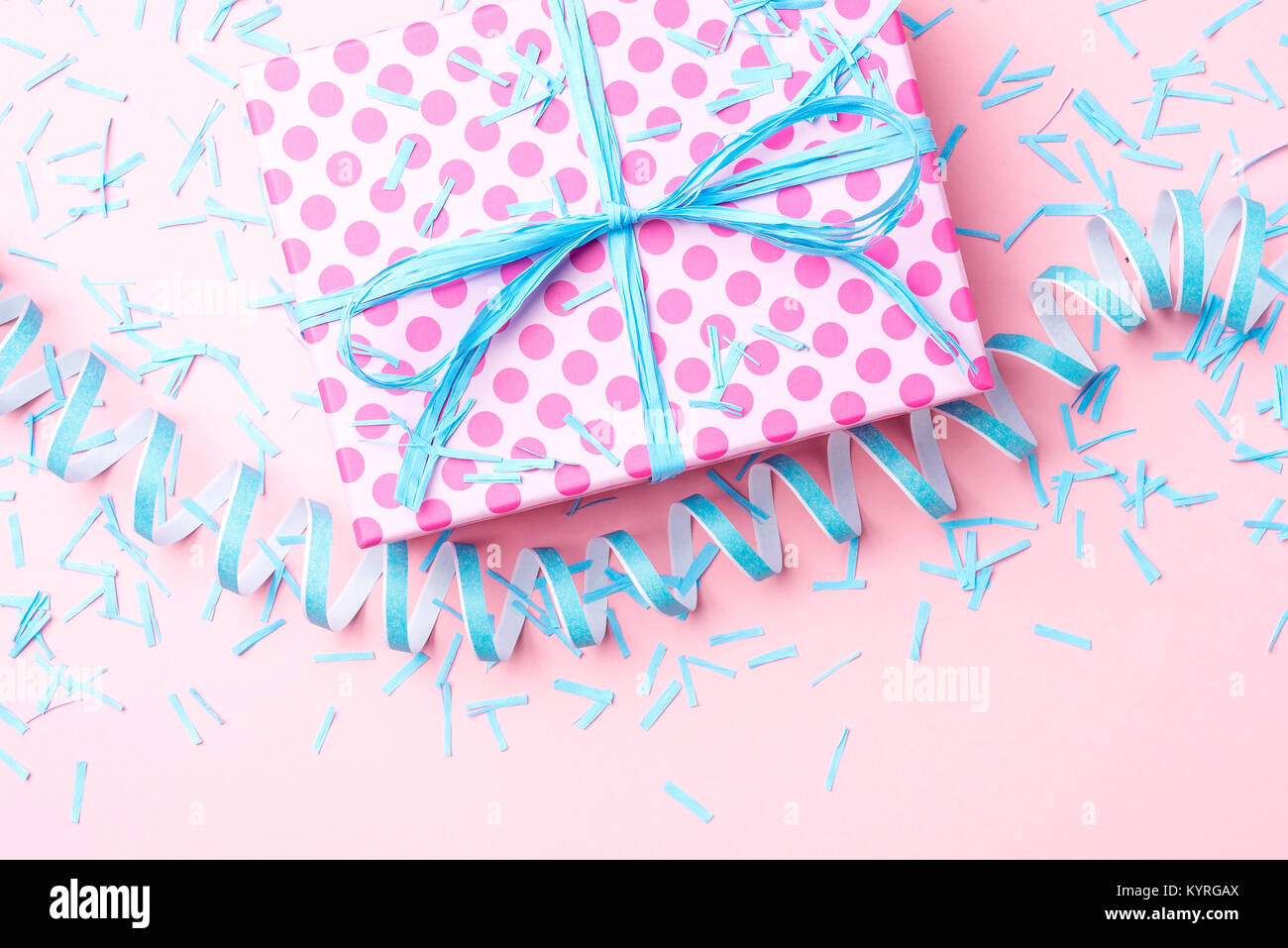 LGT Coriandoli Di Compleanno Rosa E Argento, 15g, Con Numero 40, In PVC Brillante Per Decorazioni Tavola E Feste - 2