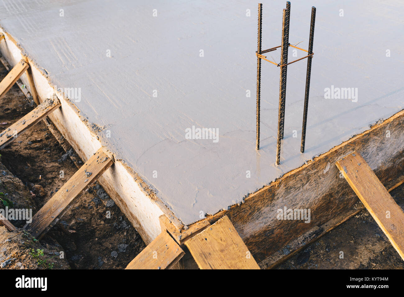 Soletta in calcestruzzo con acciaio barre di rinforzo Foto Stock