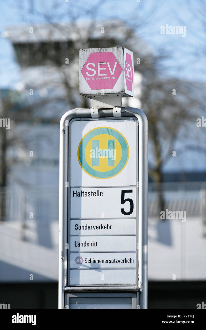 Bus, Linea aeroporto, dall'aeroporto di Monaco di Baviera, Landshut, zona centrale, stazione terminale 1, mac, aeroporto di Monaco di Baviera Centro, dall'aeroporto di Monaco di Baviera, Baviera, Germania Foto Stock