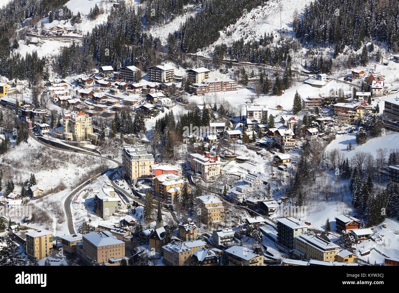 Winter resort in Austria - Bad Gastein in Alti Tauri (Hohe Tauern) gamma di montagna nelle Alpi. Foto Stock