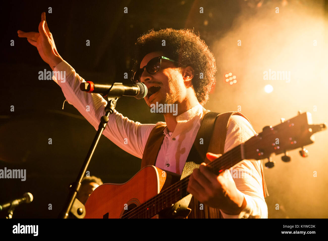 New York, NY - Gennaio 11, 2018: Lean su di me: Jose James celebra Bill Withers durante 2018 New York Winter Festival di Jazz a Le Poisson Rouge Foto Stock