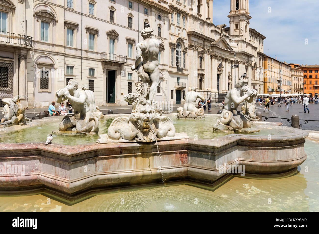 La Fontana del Moro (Moor Fontana) in Piazza Navona, Roma, Italia Foto Stock