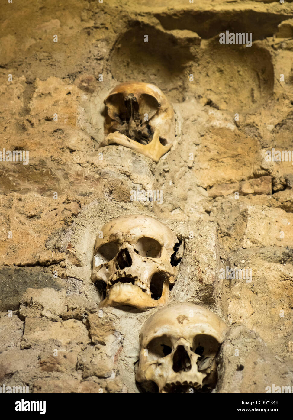 All'interno del cranio, Torre (Cele kula), Nis Serbia - un memoriale per i serbi che sono stati uccisi dai Turchi nella prima insurrezione nazionale nel 1809 Foto Stock