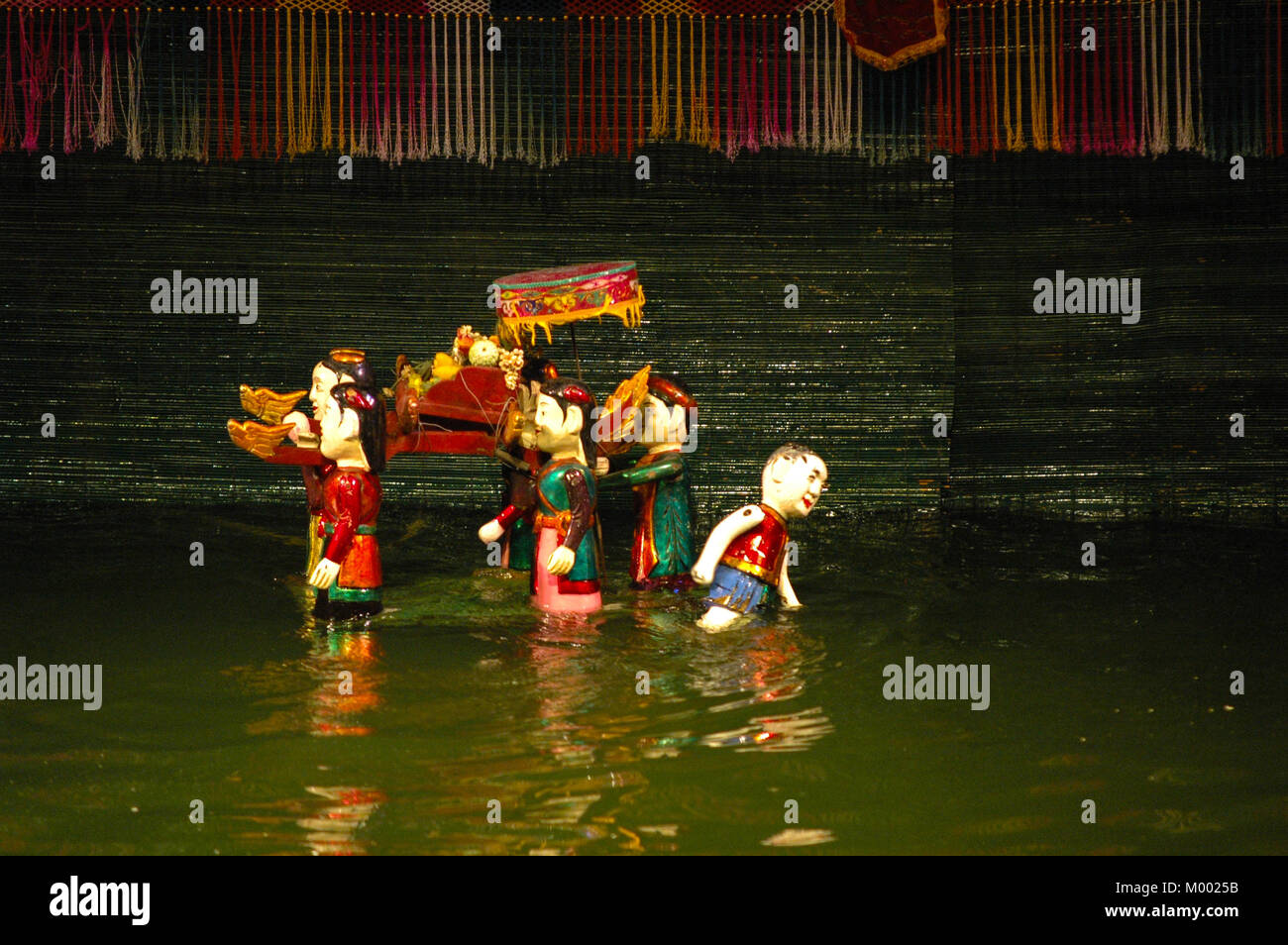 Famoso teatro waterpuppets ad Hanoi, Vietnam Foto Stock