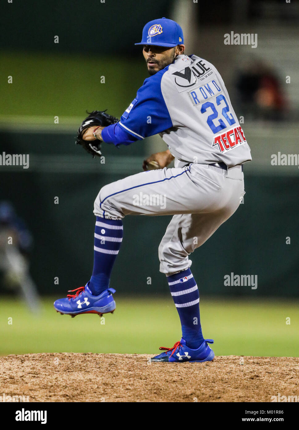 Sergio Romo brocca relevo de charros se llevo el salvamento al sacar tres outs consecutivos en el noveno inning, Charros gana 9 carreras por 1 de naranjeros, duranti el partido de beisbol de segunda Vuelta de la Liga Mexicana del Pacifico.Il Primer partido entre Charros de Jalisco vs Naranjeros de Hermosillo. 15 diciembre 2017. (Foto: Luis Gutierrez /NortePhoto.com) Foto Stock