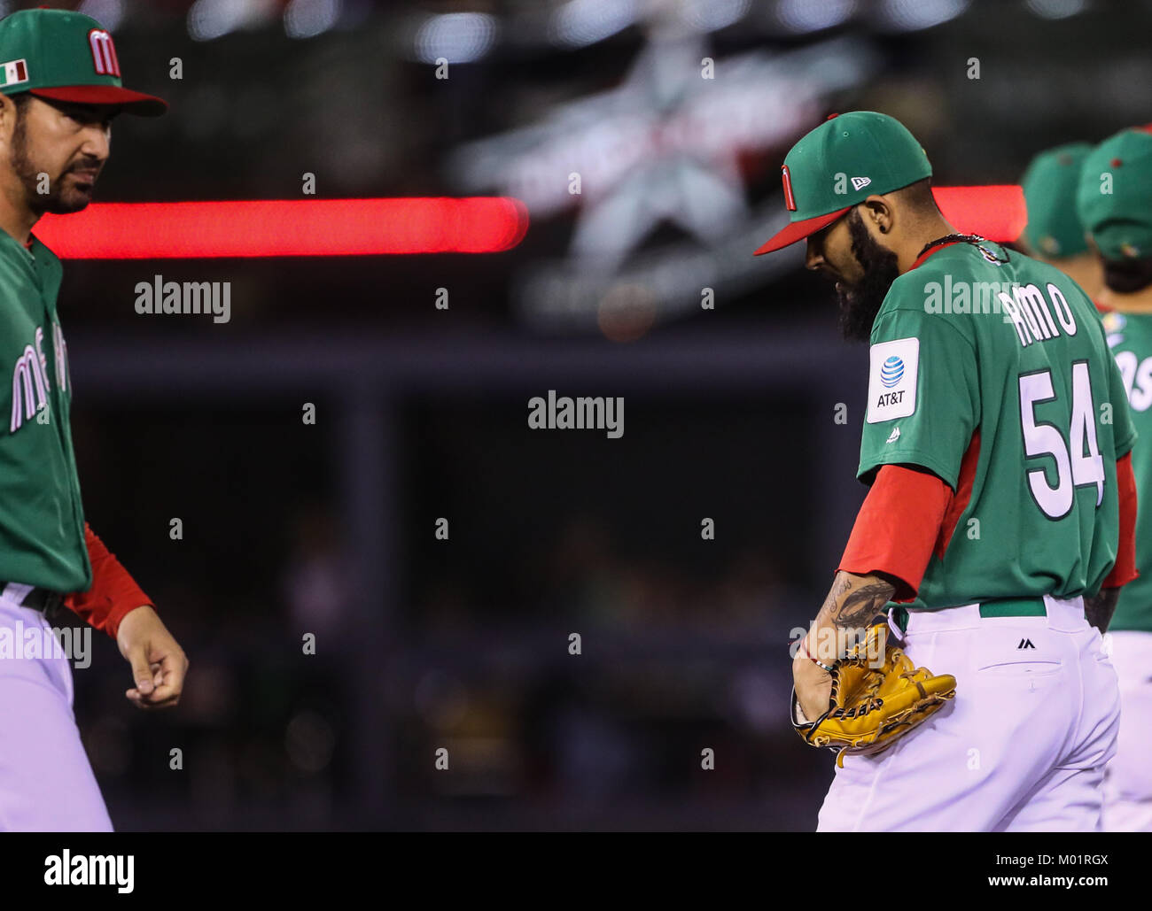 Sergio Romo brocca sollievo per il Messico nell'ottavo inning, durante i Caraibi Serie gioco in Minatitlan, Messico, Mercoledì, 1 febbraio 2017. (Foto: Luis Gutierrez/NortePhoto) Foto Stock