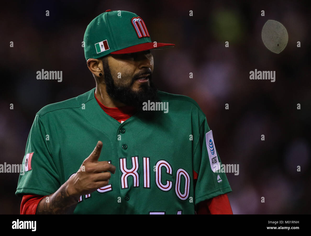 Sergio Romo brocca sollievo per il Messico nell'ottavo inning, durante i Caraibi Serie gioco in Minatitlan, Messico, Mercoledì, 1 febbraio 2017. (Foto: Luis Gutierrez/NortePhoto) Foto Stock