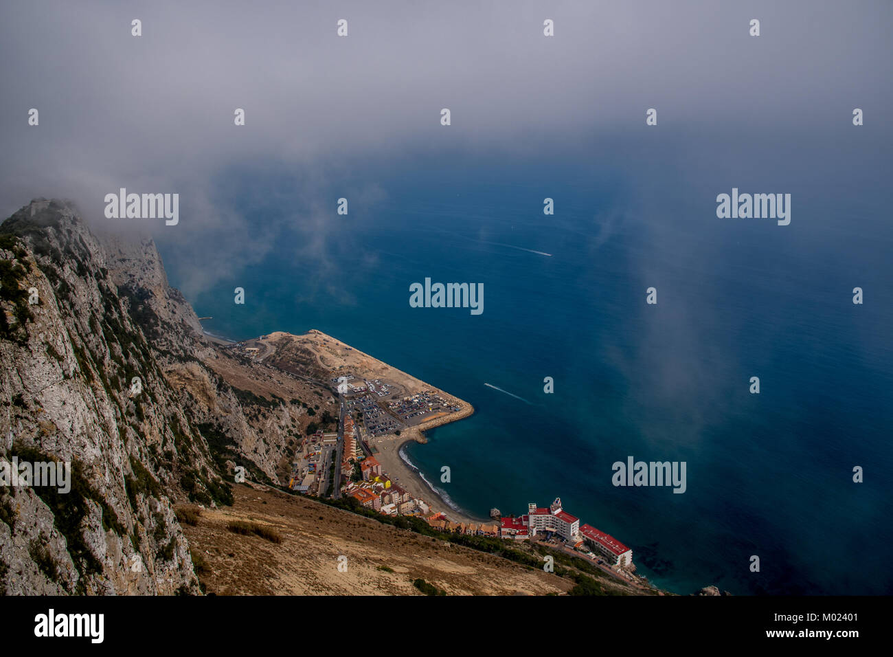 Gibilterra / GRAN BRETAGNA - 09 ottobre 2017: vista dalla rocca di Gibilterra Foto Stock