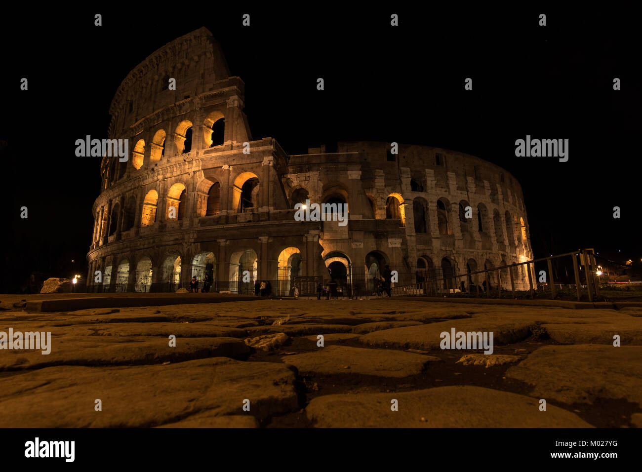 In il nome reale, l' Anfiteatro romano , nel silenzio della notte Foto Stock