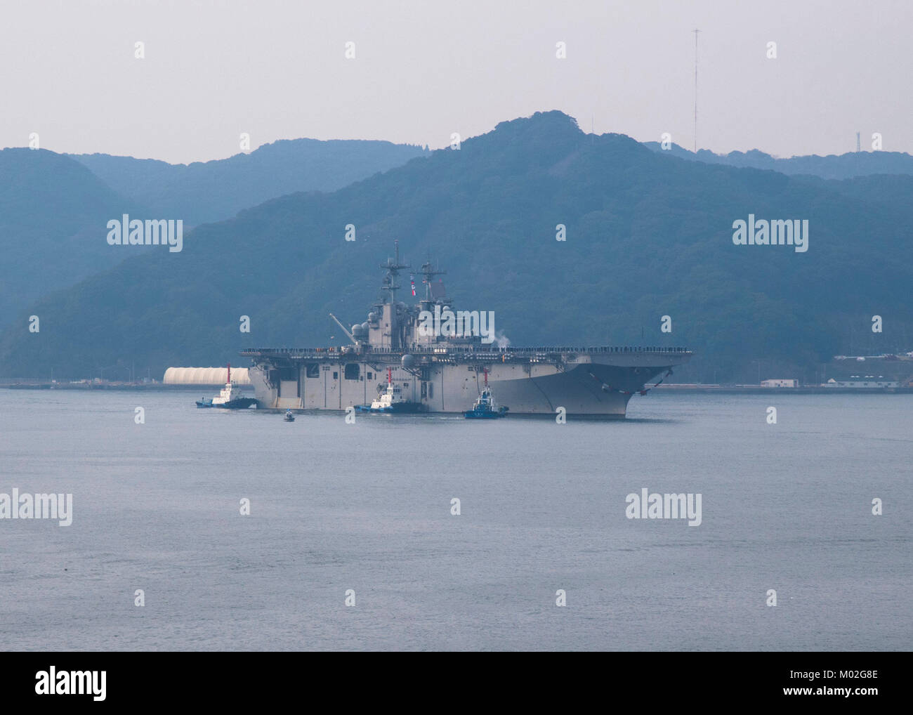 Assalto anfibio nave USS Wasp (LHD 1) si prepara a tirare in Commander, le attività della flotta Sasebo Gen 14, 2018. Foto Stock