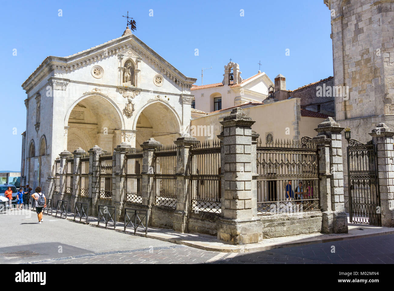 San michele arcangelo monte sant'angelo immagini e fotografie stock ad