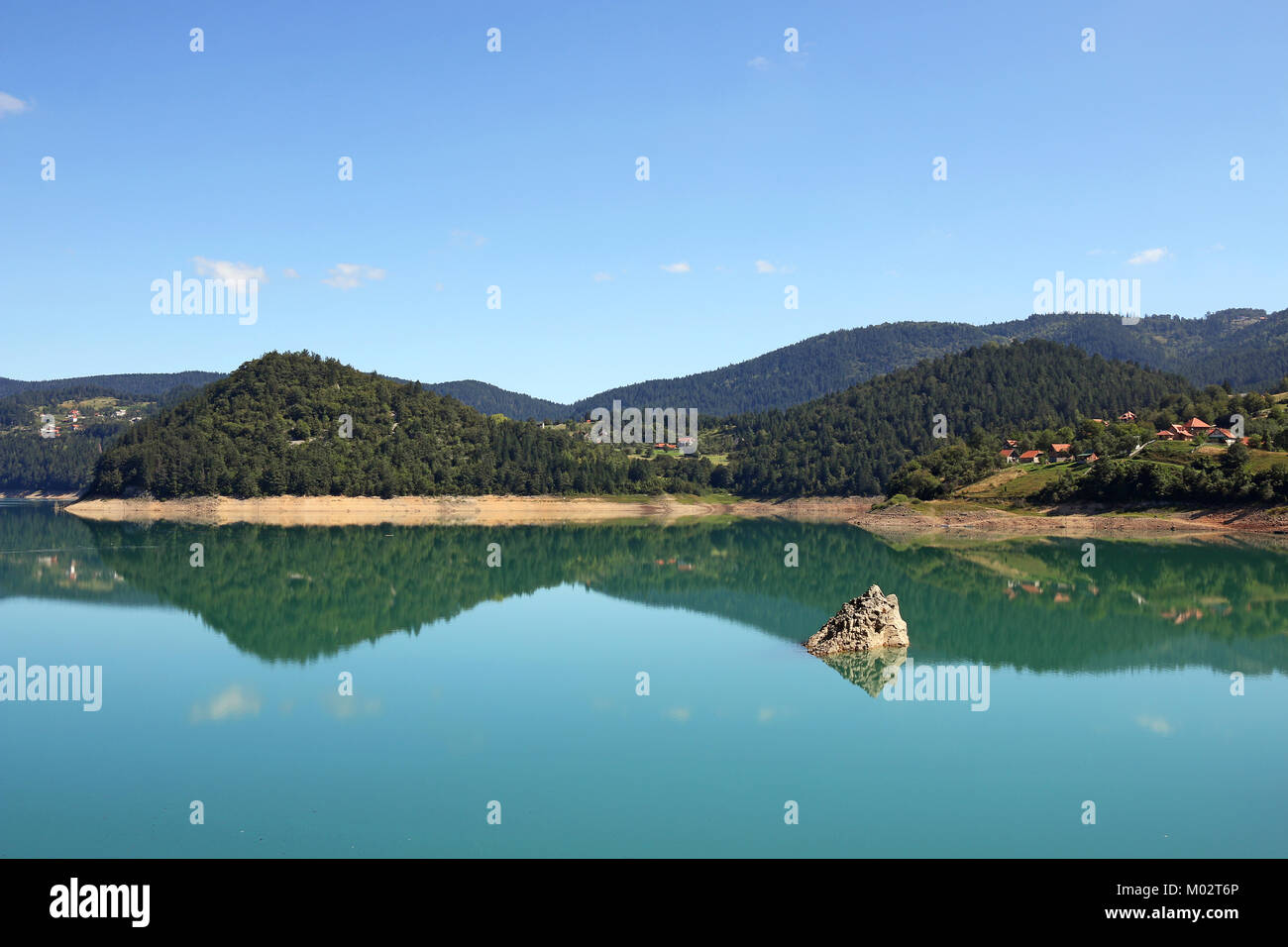 Lago Zaovine Tara mountain Serbia natura paesaggio Foto Stock