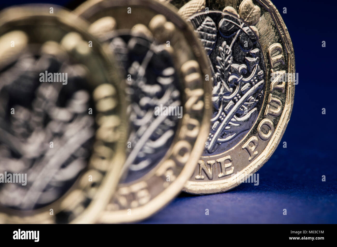 Sterlina inglese una libbra di moneta di monete Foto Stock