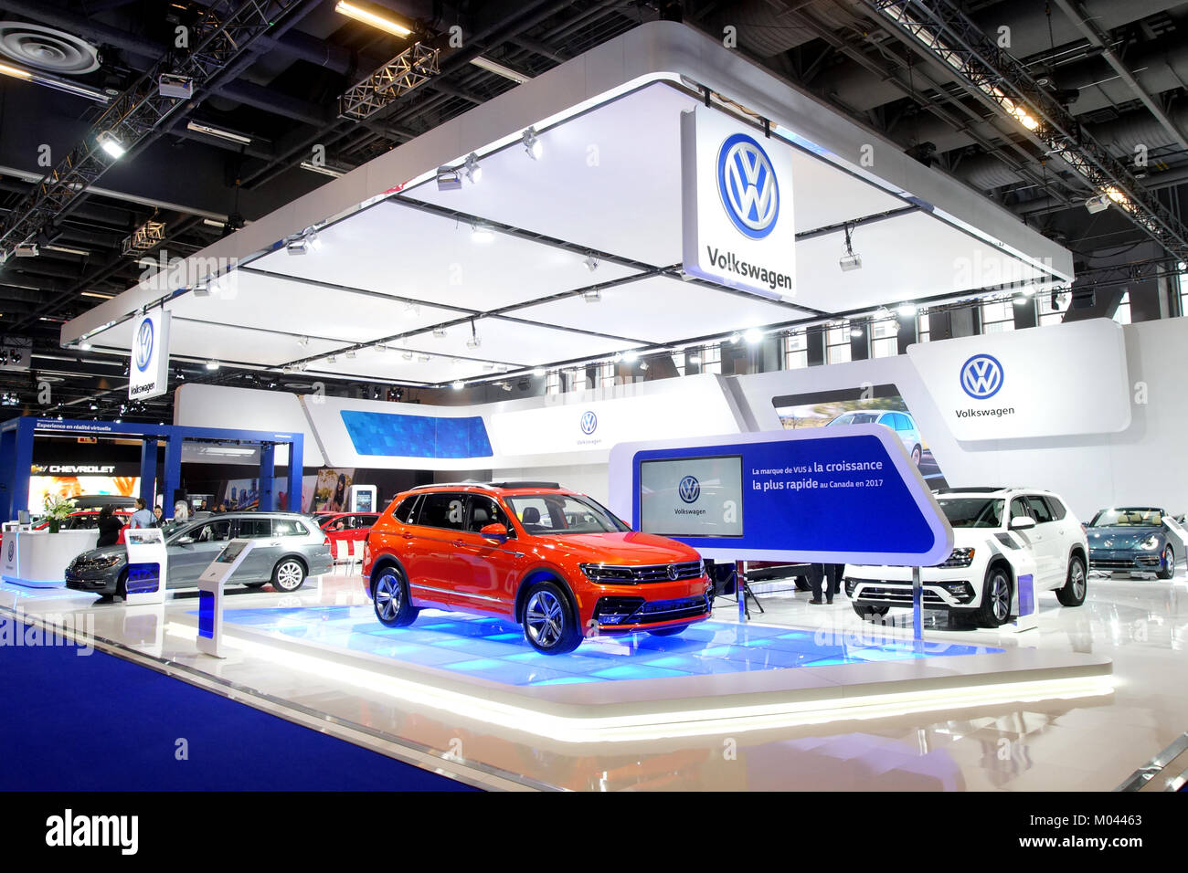 Montreal, Canada 18 Gennaio2018.casa automobilistica Volkswagen kiosque al Montreal auto show.Credit:Mario Beauregrad/Alamy Live News Foto Stock