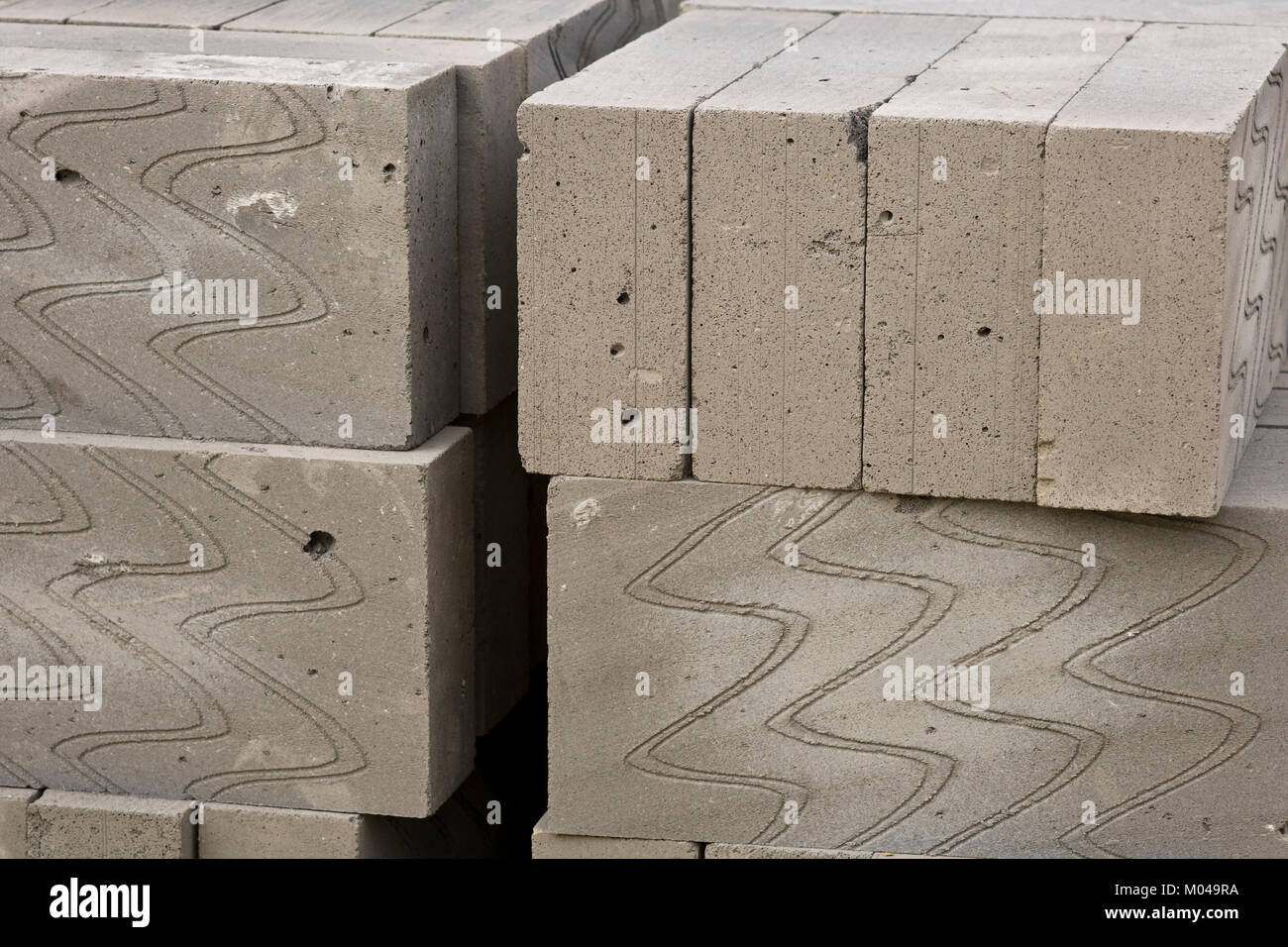 Pila di leggero edificio termale blocchi semi sfondo astratto Foto Stock