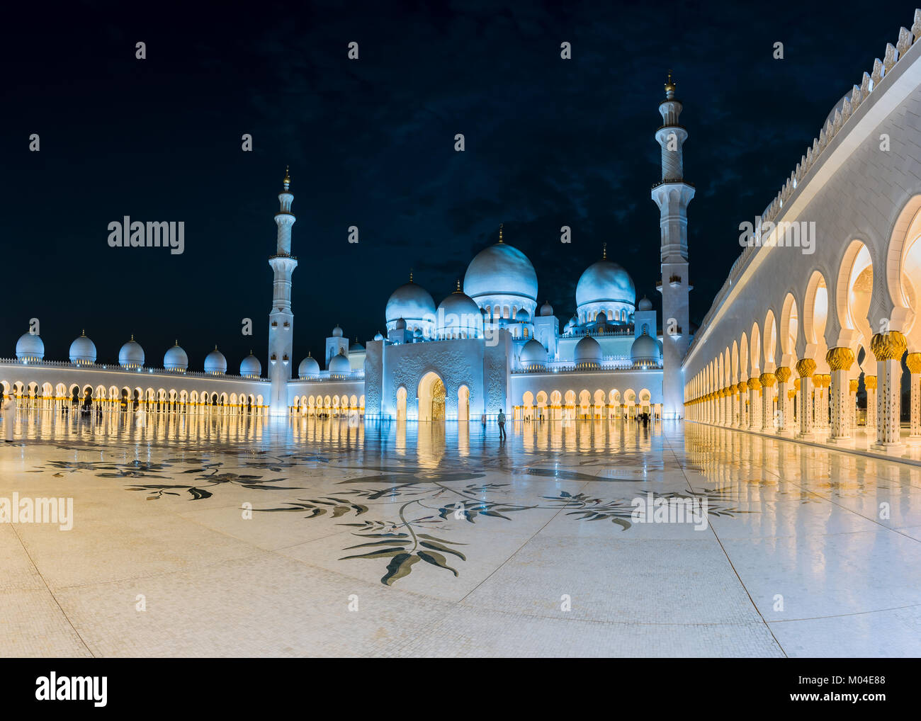 L'architettura della Sheikh Zayed Grande Moschea di Abu Dhabi, Emirati arabi uniti Foto Stock