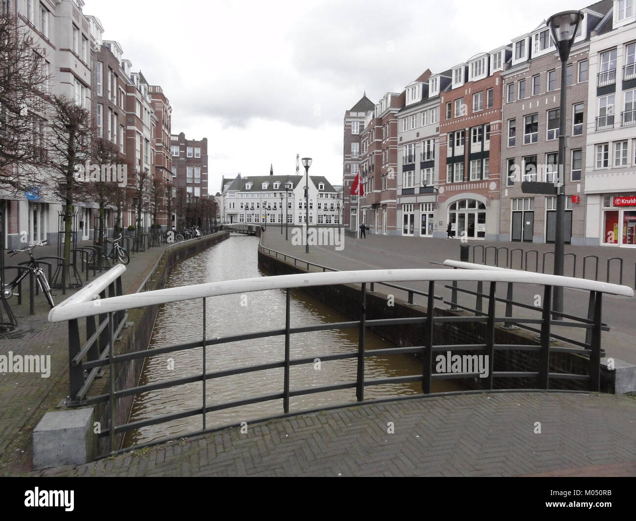 Brandevoort è un quartiere ben progettato noto per il suo moderno sviluppo abitativo e l'integrazione nel paesaggio naturale circostante. Foto Stock