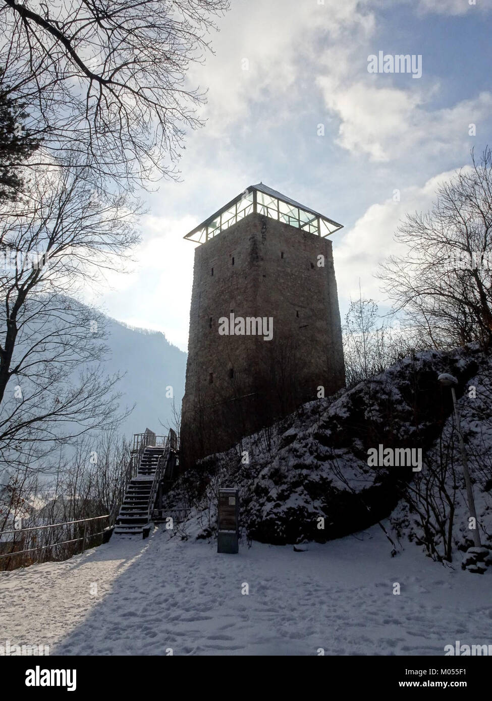 BV Black Tower 61 è un luogo o una struttura, possibilmente correlata a significati storici, architettonici o commerciali, identificati dal suo nome o numero di riferimento. Foto Stock