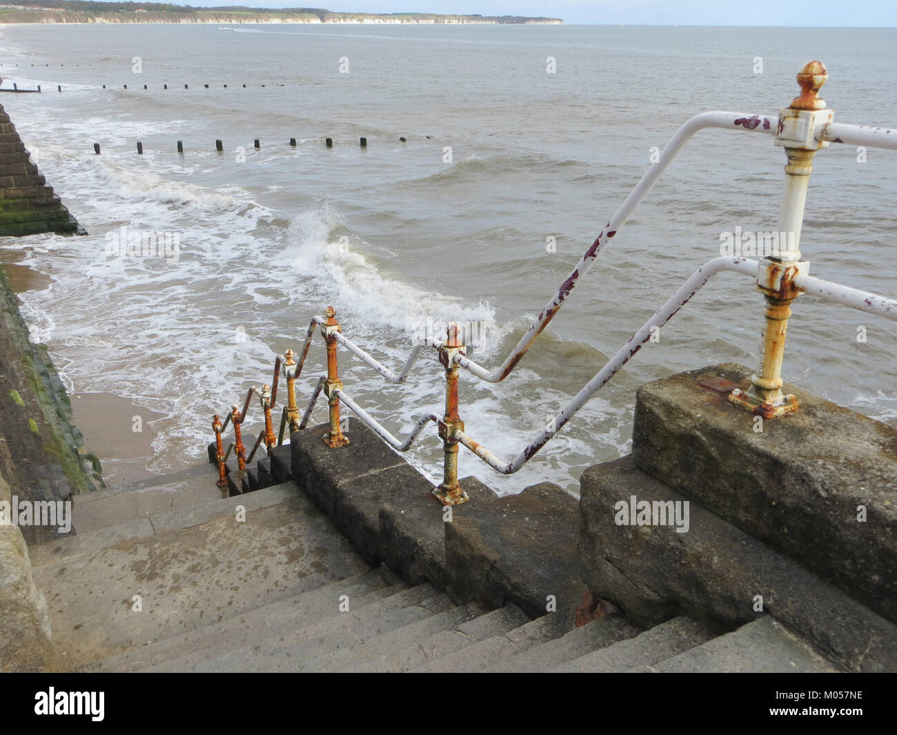 Bridlington è una città costiera nell'East Yorkshire, in Inghilterra, conosciuta per le sue spiagge panoramiche e il suo significato storico. Rimane una popolare destinazione turistica nel Regno Unito. Foto Stock