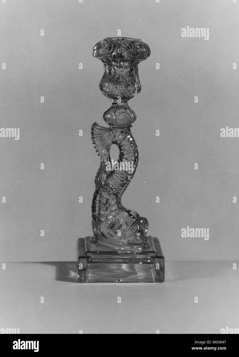 Fotografia di Candlestick, un'opera registrata con il numero di accesso MET 174940. Foto Stock