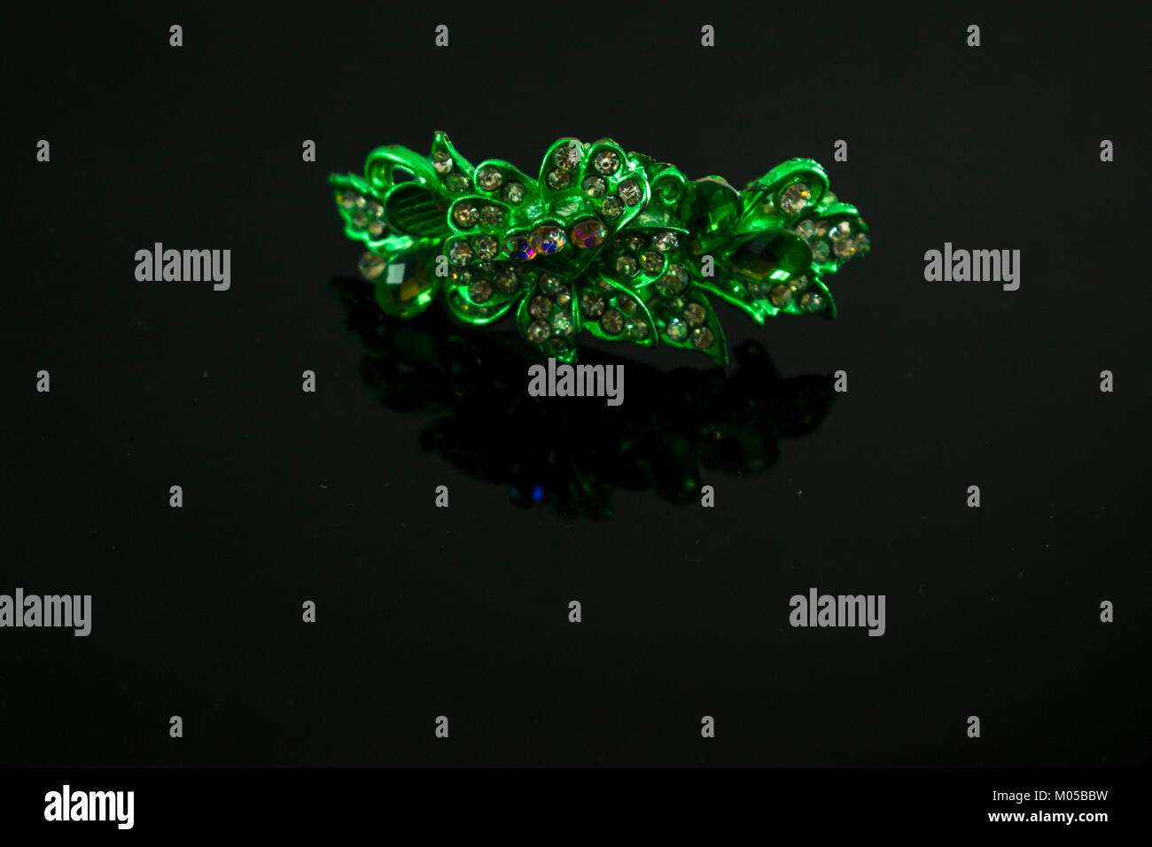 Diamante artificiale Stubbed Gioielli Foto Stock