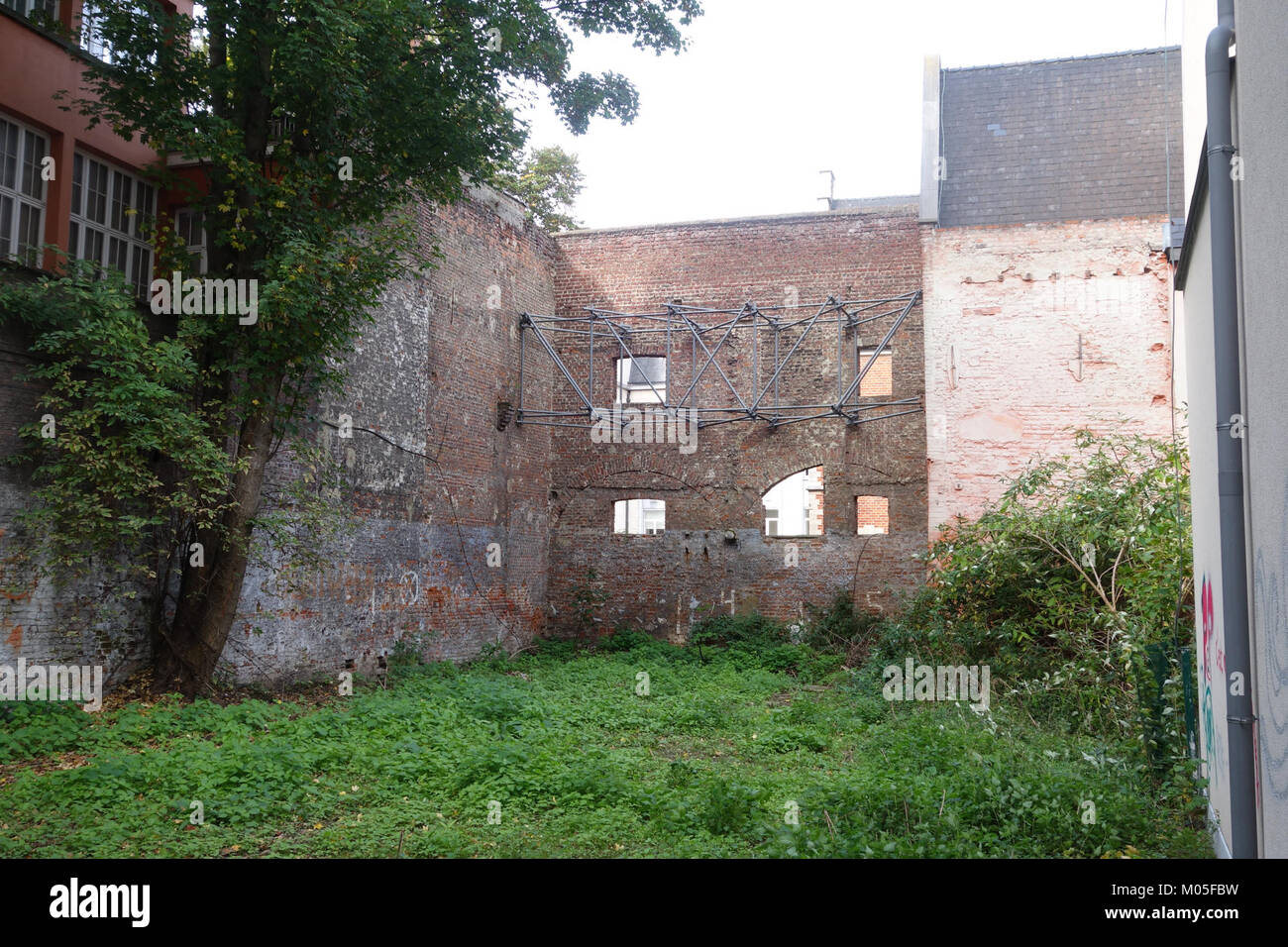 Braakl si riferisce a un termine storico legato alle pratiche agricole europee, in particolare alle divisioni fondiarie o alle aziende agricole. Il termine ha rilevanza storica per le società rurali e la gestione del territorio. Foto Stock