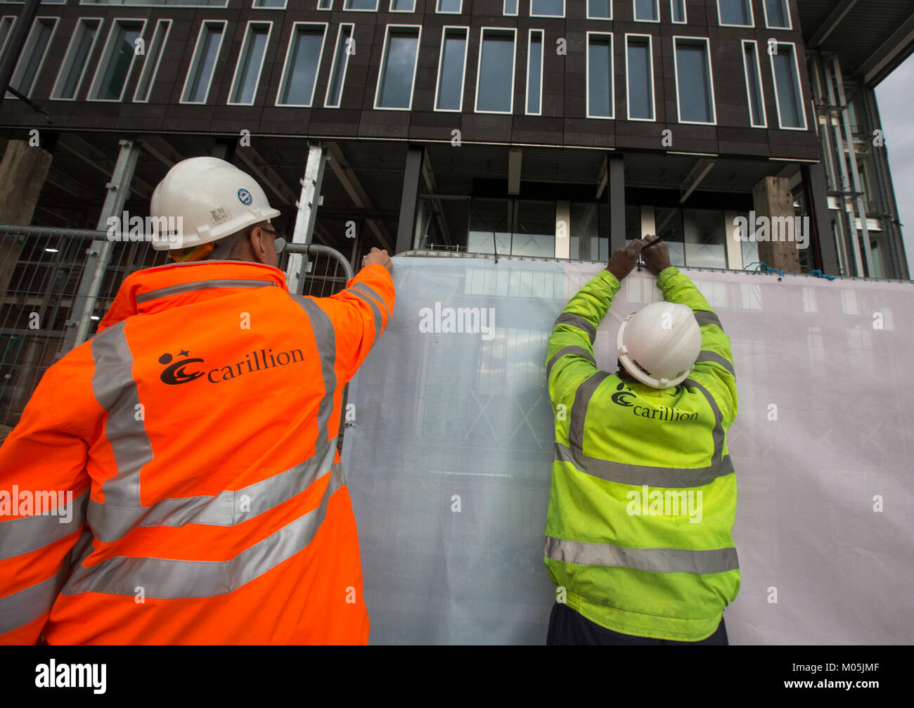 Il Regno Unito è il secondo più grande impresa di costruzioni del Carillon è andato in liquidazione il lunedì gennaio 15th. Si tratta di passività finanziarie sono state di circa 5 miliardi di sterline. Foto Stock