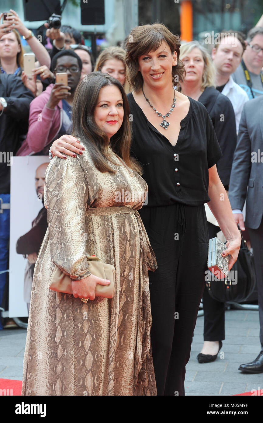 Melissa McCarthy e Miranda Hart frequentare il Regno Unito Premiere di spy di Odeon Leicester Square a Londra. 27 maggio 2015 © Paul Treadway Foto Stock