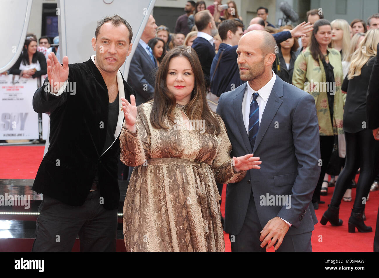 Jason Statham, Jude Law e Melissa McCarthy frequentare il Regno Unito Premiere di spy di Odeon Leicester Square a Londra. 27 maggio 2015 © Paul treadway Foto Stock