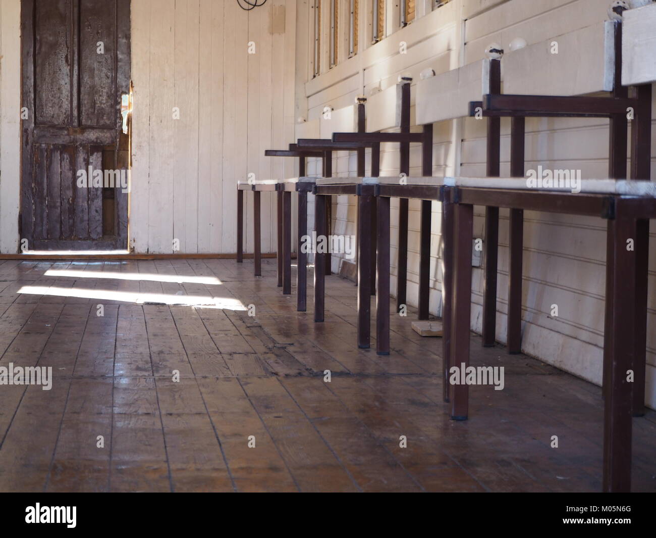 l'interno di un vecchio vagone cabina in una vecchia stazione ferroviaria museo dei treni Foto Stock