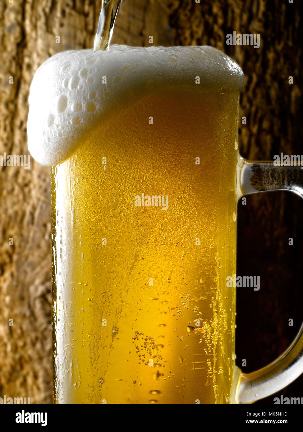Birra fresca in tutte le sue forme e in tutte le sue carbonatazione Foto  stock - Alamy