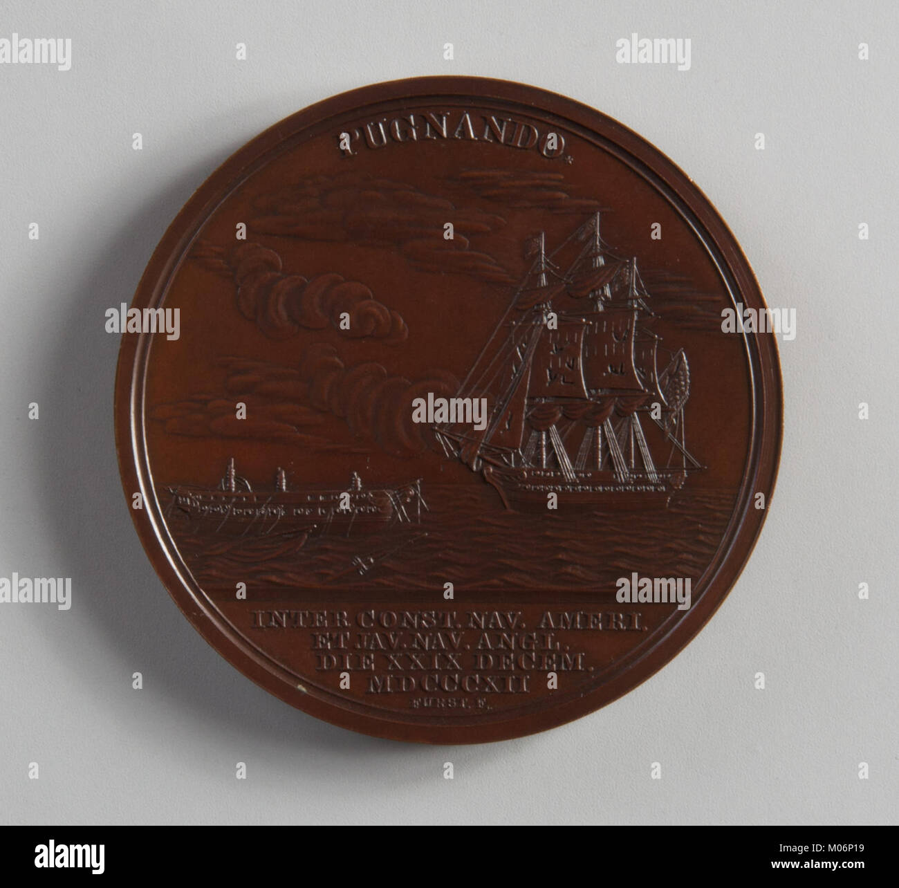 Una medaglia che commemora il servizio del capitano William Bainbridge nella marina americana, conservata come un manufatto militare del XIX secolo. Foto Stock