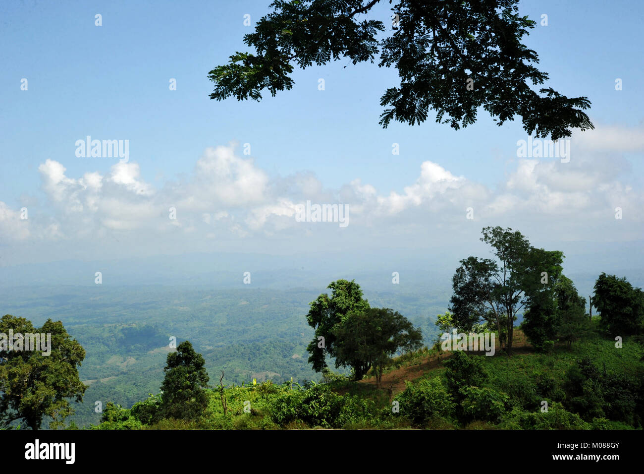 Una vista di Nilgiri Turismo posto in Bandarban, Bangladesh Foto Stock