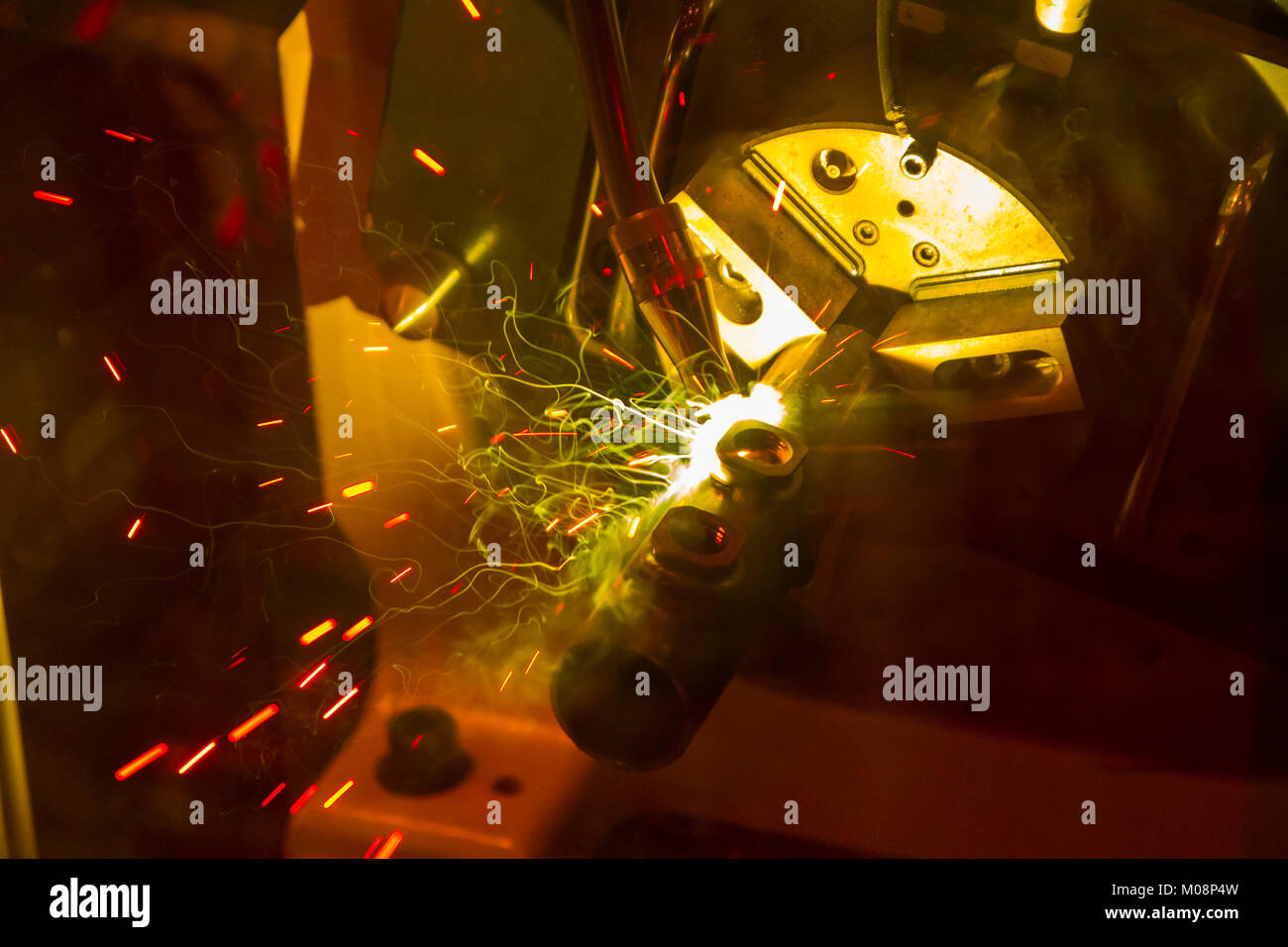 Teste di saldatura scintille di saldatura. Foto Stock