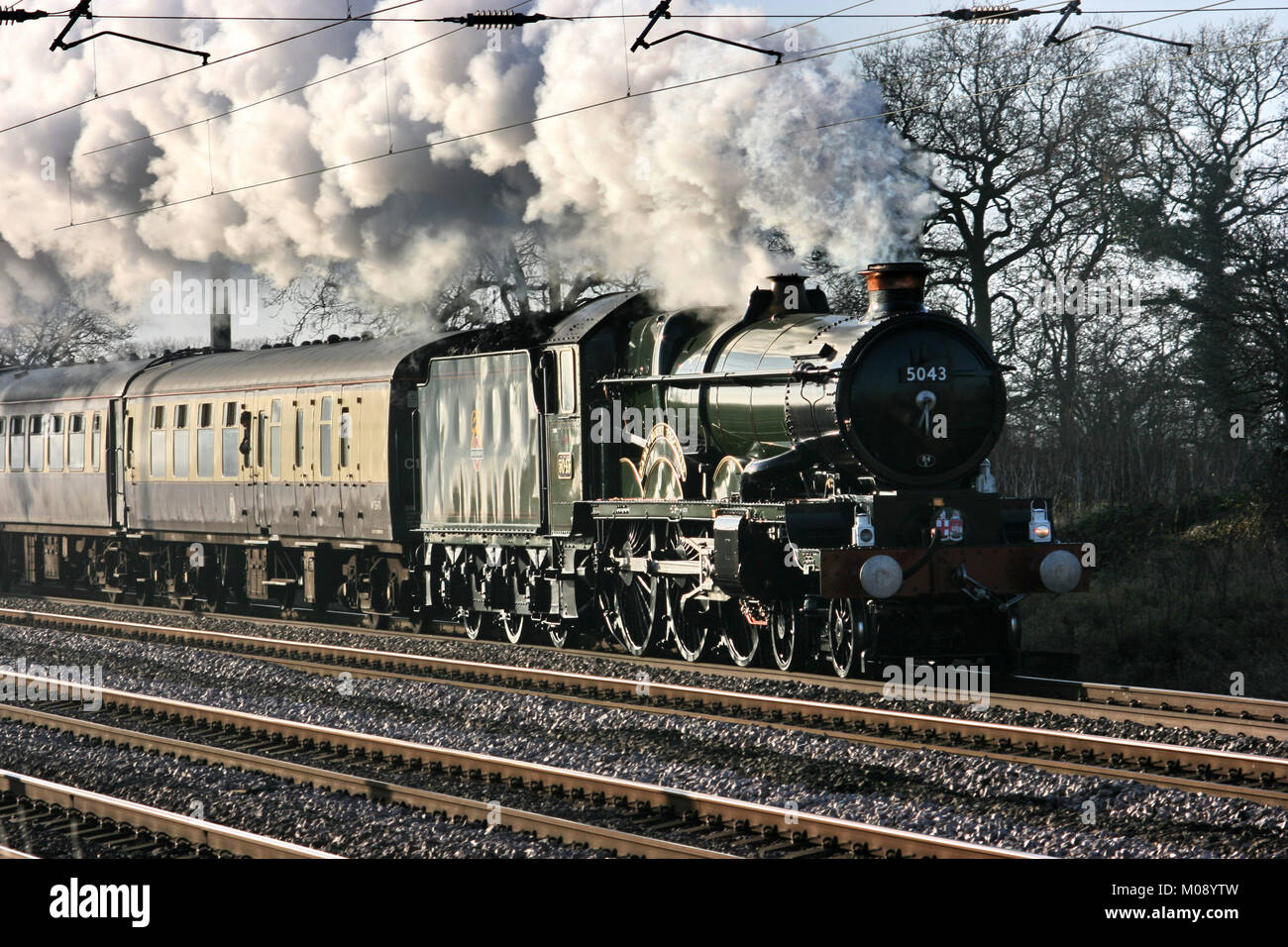 Castello di GWR locomotiva a vapore n. 5043 Earl di Mount Edgcumbe a Copmanthorpe sul dodicesimo dicembre 2009 - Copmanthorpe, York, Regno Unito Foto Stock