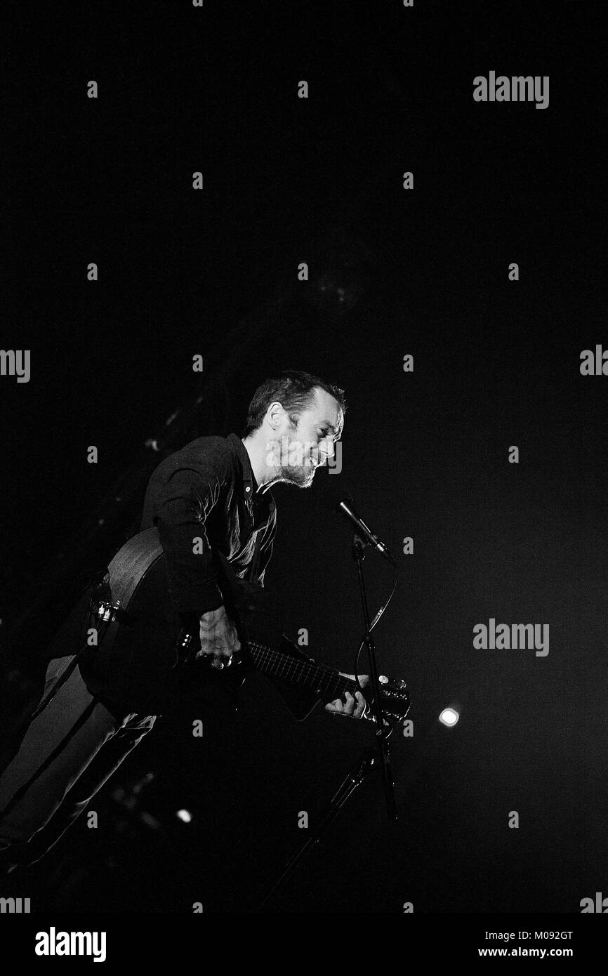 Il cantante irlandese, musicista e cantautore Damien Rice esegue un concerto dal vivo a Admiralpalast a Berlino. Germania, 31/10 2014. Foto Stock