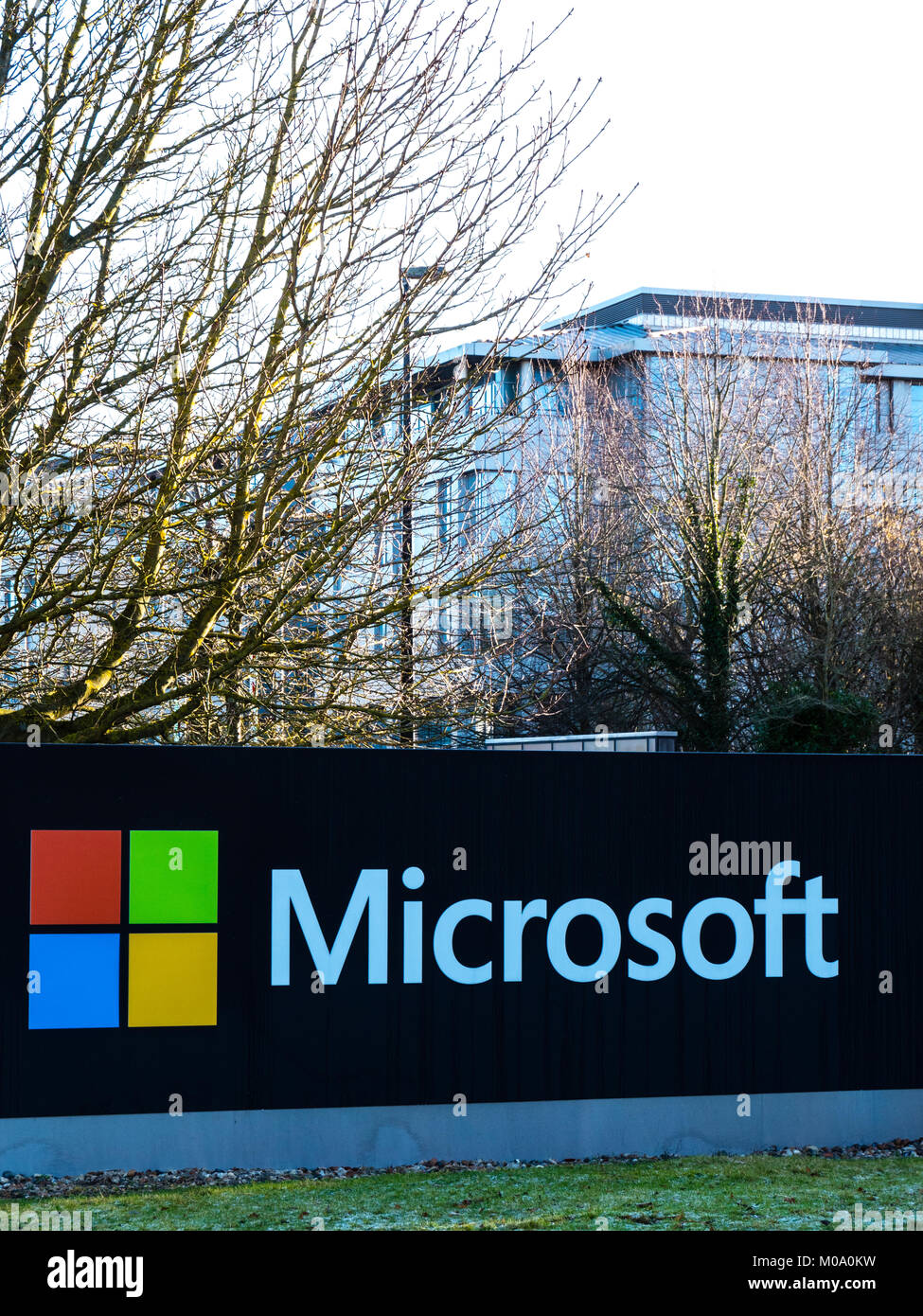 Microsoft UK Head office, Thames Valley Business Park, Reading, Berkshire, Inghilterra. Foto Stock