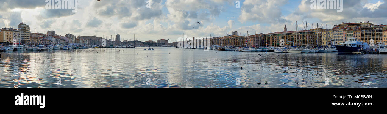 Vista panoramica della città e Habor Foto Stock