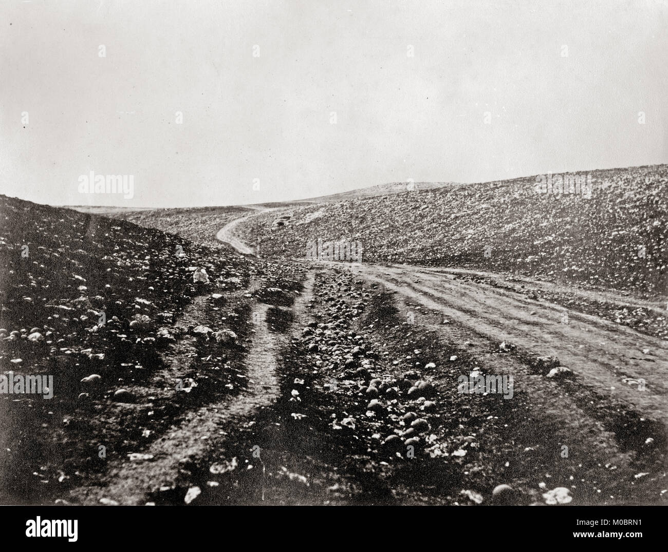 Roger Fenton (1819-1869), la guerra di Crimea, "la Valle dell'ombra di morte" Foto Stock