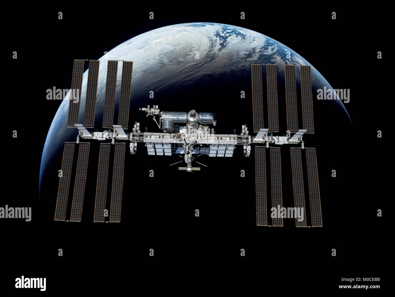 Stazione spaziale internazionale oltre il pianeta terra. Gli elementi di questa immagine fornita dalla NASA. Foto Stock