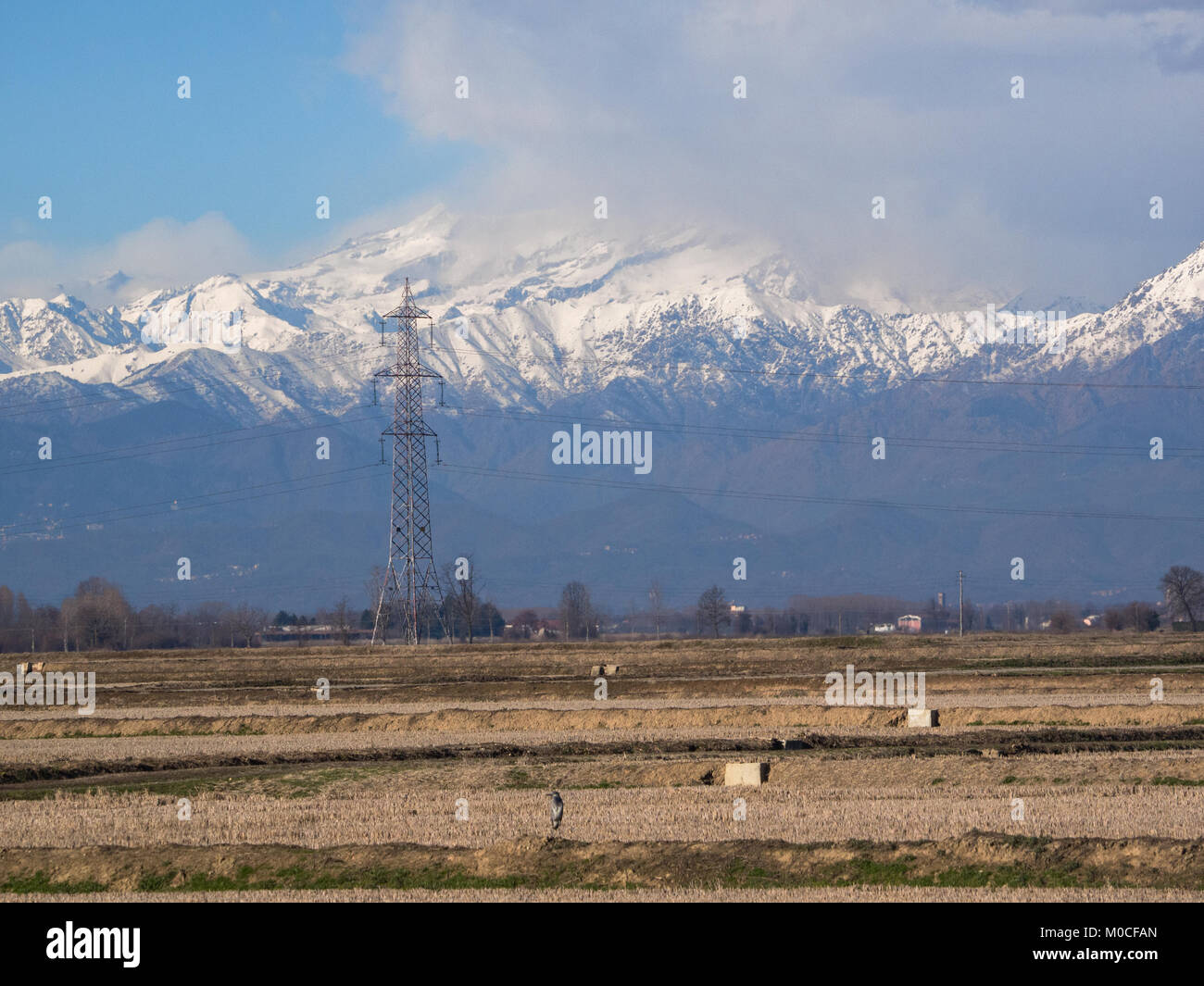 Sky,snow,landscape,bianco,montagne,l'inverno,corsa,isolato,freddo,rock,il ghiaccio, alpine,scenic,natura,,sfondo panoramico gruppo,picco,all'aperto,l'Italia,parco,hill,un Foto Stock