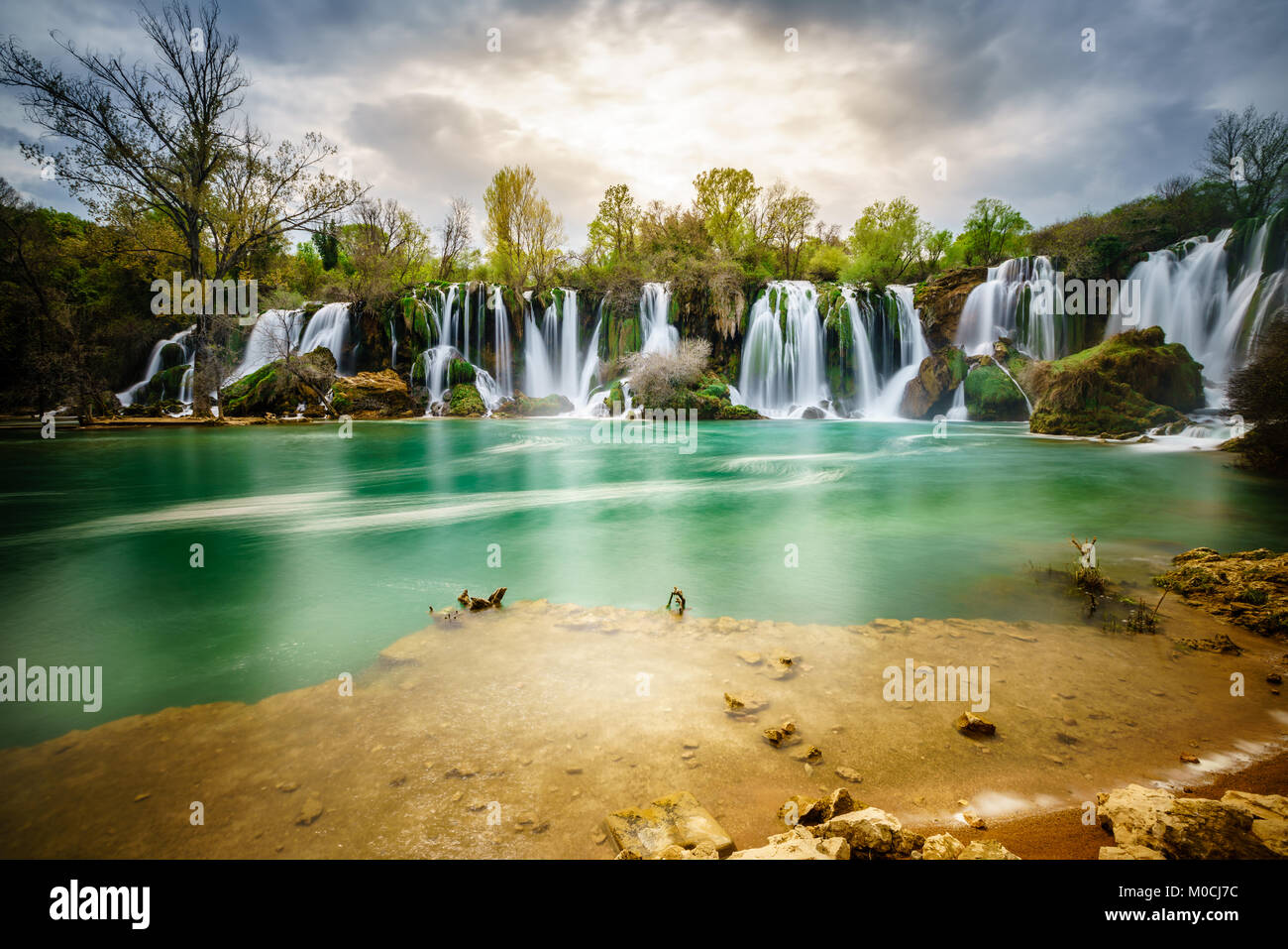 Una lunga esposizione immagine o Kravica cascate in Bosnia Erzegovina Foto Stock