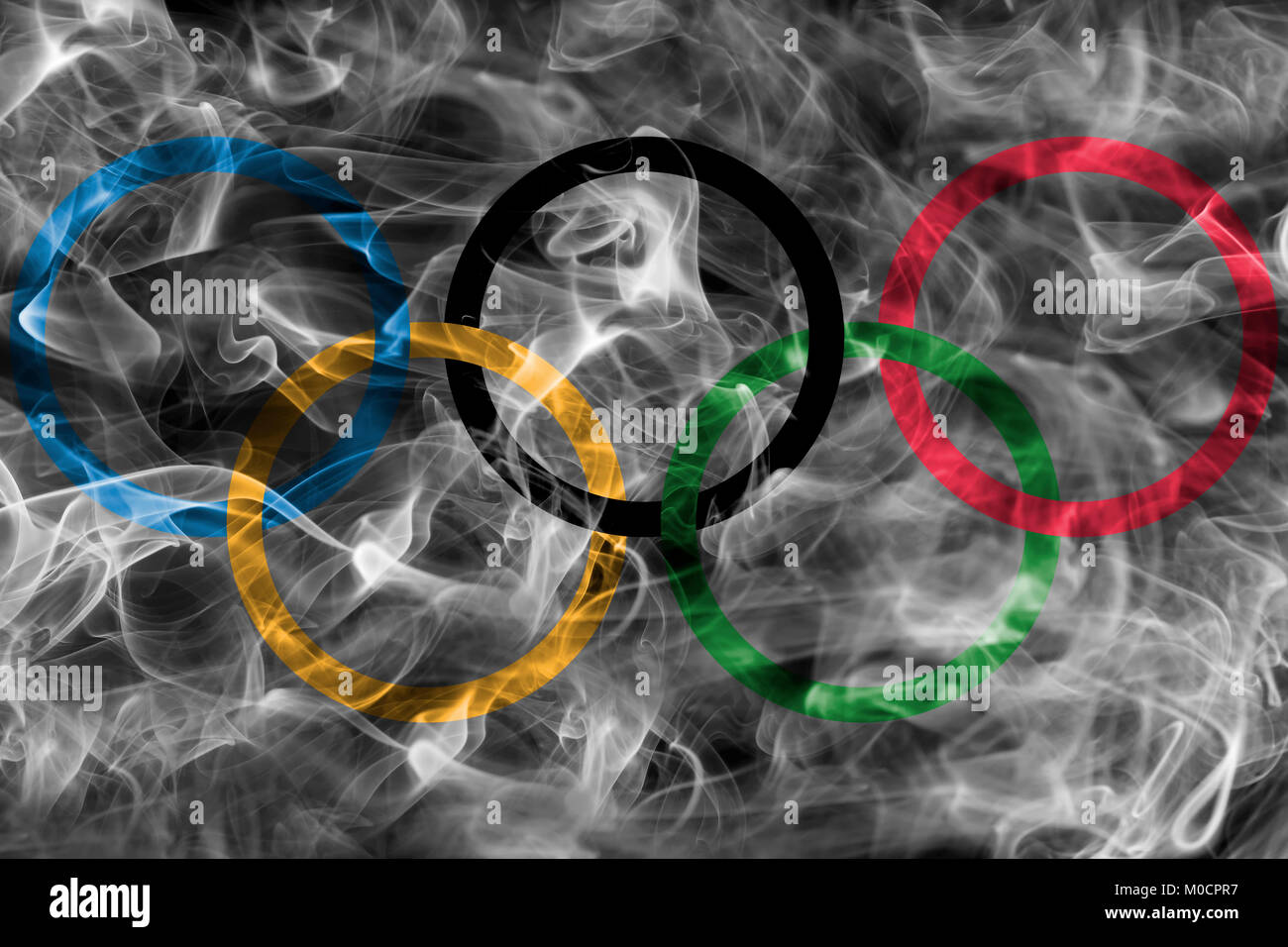 Olympic bandiera di fumo Foto Stock