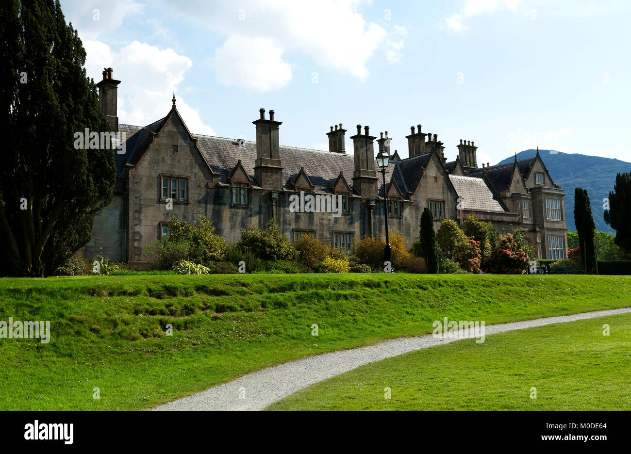 Muckross House e giardino, parco nazionale di Killarney in Irlanda Foto Stock