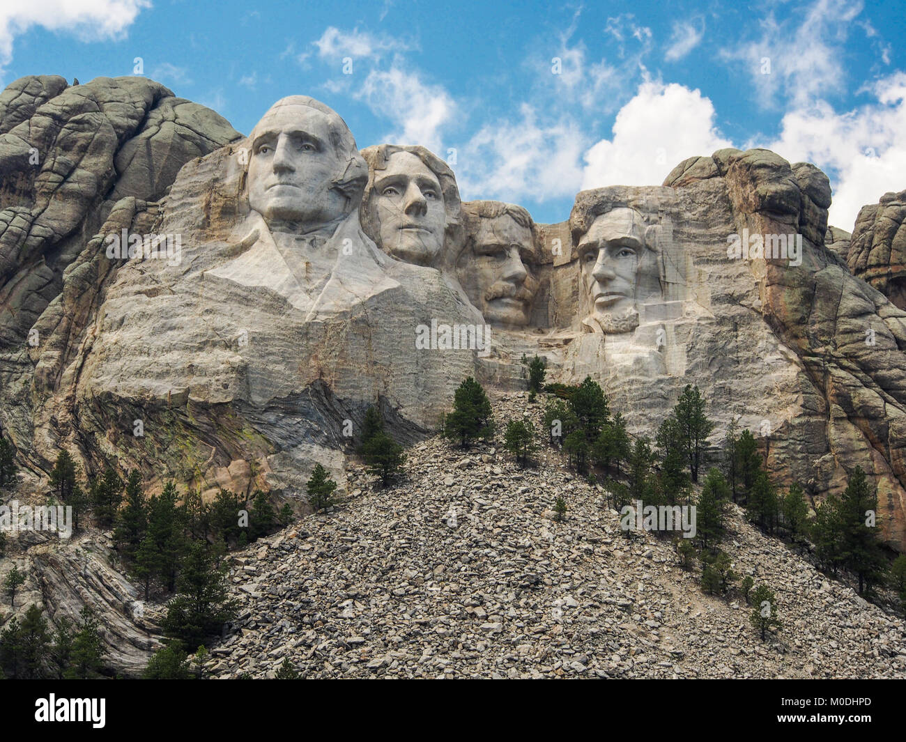 Il monte Rushmore con un cielo blu e nuvole Foto Stock