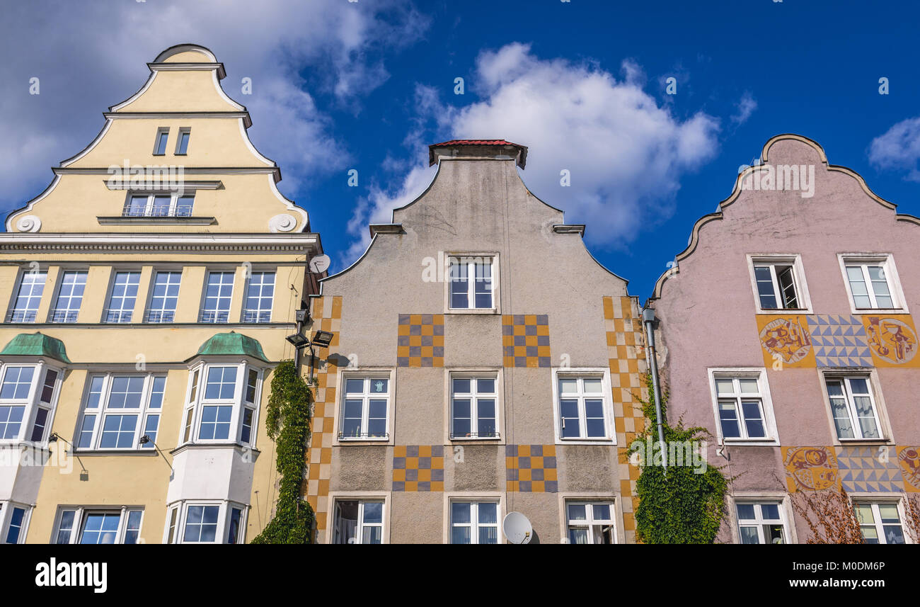 Tenement case sulla piazza del mercato della città vecchia nella città di Olsztyn in Warmian-Masurian voivodato di Polonia Foto Stock