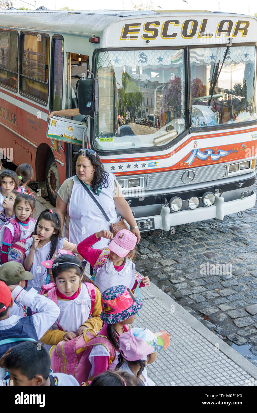 Buenos Aires Argentina,Caminito Barrio de la Boca,gita campo,bambini scuola,donna donne donne,ragazzi,ragazzi ragazzi ragazzi bambini bambini bambini bambini ragazzi,ragazza g Foto Stock