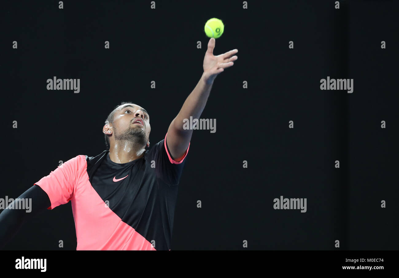 Melbourne, Australia. Xxi gen, 2018. Nick Kyrgios dell Australia serve durante gli uomini singoli quarto round match contro Grigor Dimitrov della Bulgaria a Australian Open 2018 a Melbourne, Australia, Gennaio 21, 2018. Credito: Bai Xuefei/Xinhua/Alamy Live News Foto Stock